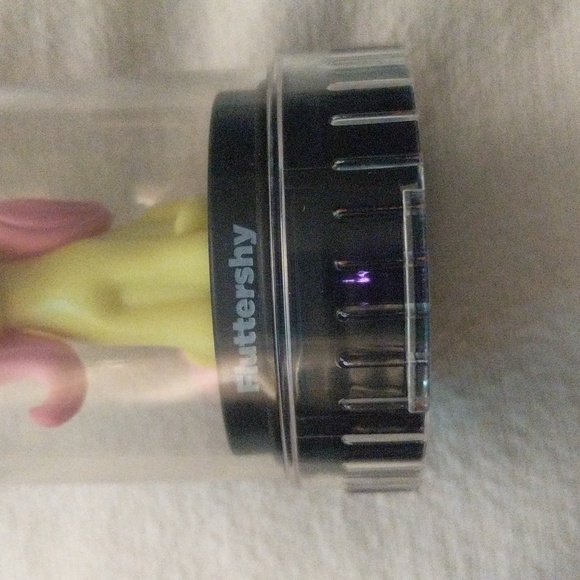 Good 2 Grow "Fluttershy" figurine new - Picture 2 of 5